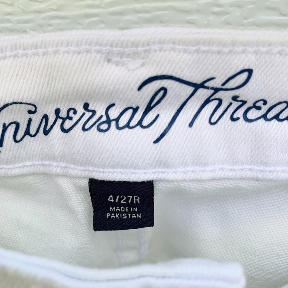 Universal Thread Jeans - Picture 5 of 5